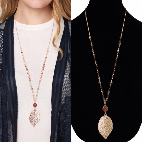 Jewelry - Dainty Necklace Leaf Pendant charm Long chain